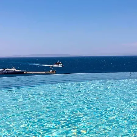 Agia Anna Sleeps 13 With Pool And Air Con * Agia Anna (Mykonos)