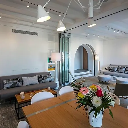 Agia Anna Sleeps 13 With Pool And Air Con *