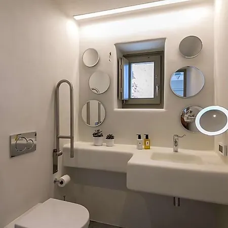 Agia Anna Sleeps 13 With Pool And Air Con *
